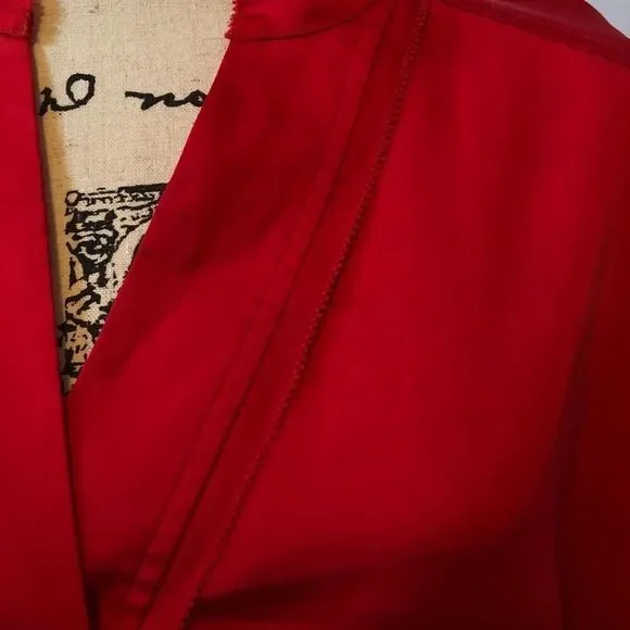 Laundry by Shelli Segal Classic Red Top - Picture 8 of 10